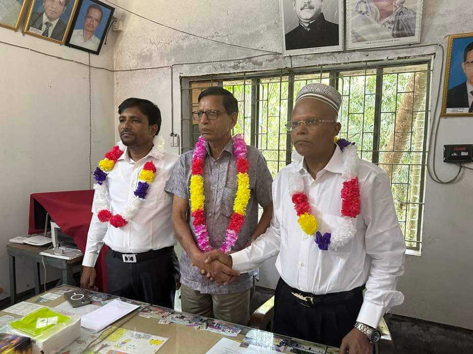 সম্মিলনী মাধ্যমিক বিদ্যালয়ের সভাপতি হলেন ফিরোজ আহমেদ